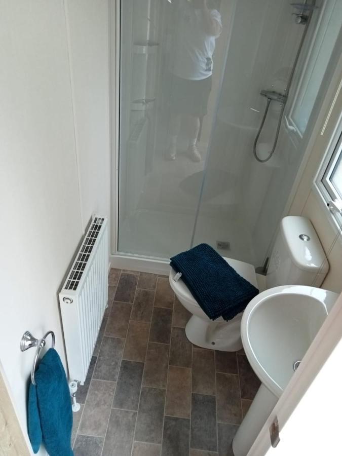 New 2 Bed Holiday Home With Decking In Rockley Park Dorset Near The Sea Lytchett Minster المظهر الخارجي الصورة